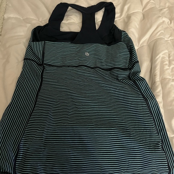 Lululemon scoop tank - Picture 2 of 3